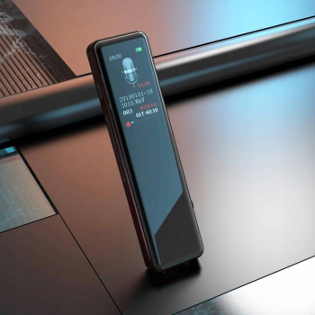 dyktafon z wyświetlaczem LCD DVR-828