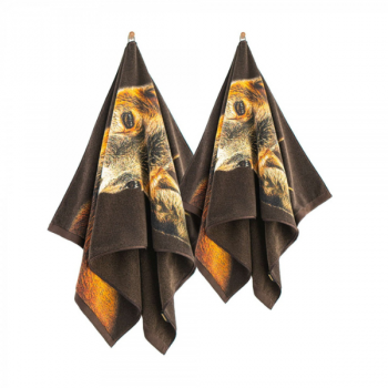 ręcznik KOZIOŁ brązowy - widok ręcznika zawieszonego na wieszaku