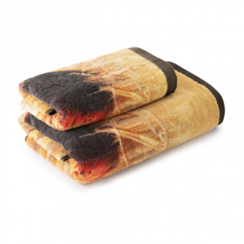 ręcznik BAŻANT brązowy - widok ręcznika złożonego w obu wymiarach