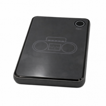 Dyktafon w dłoni – kompaktowy rozmiar